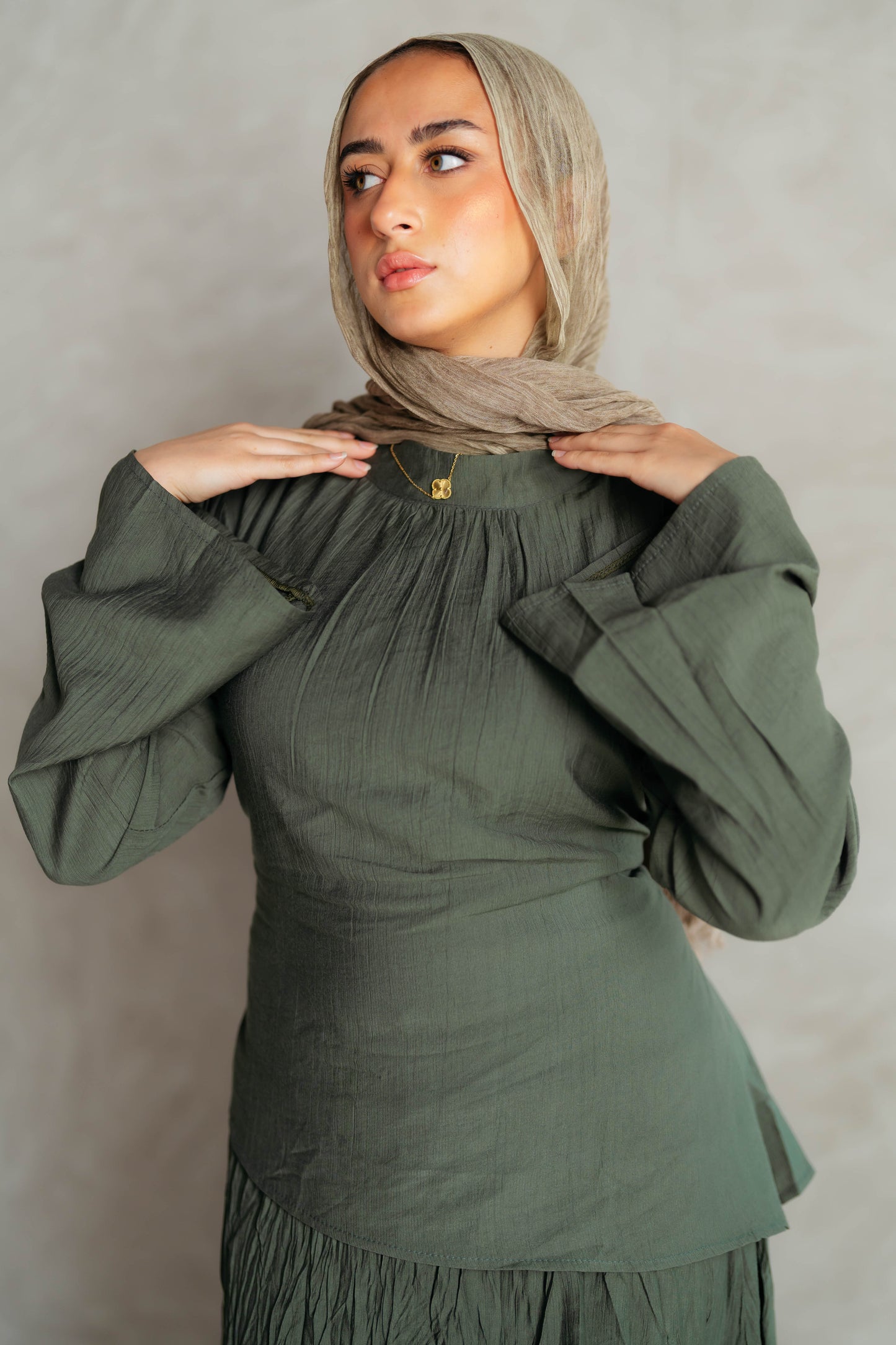 S E L E N A blouse